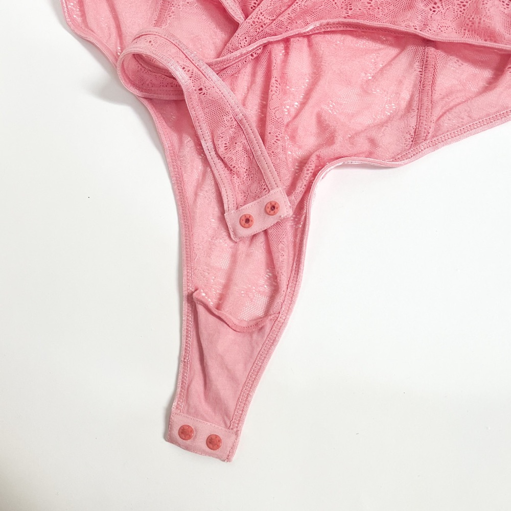 ASOS Pink Lace Bodysuit - Picture 13 of 13